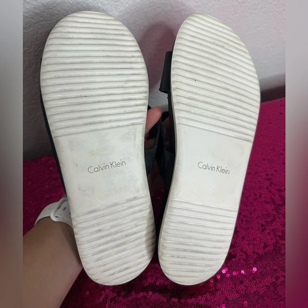 2/for $20 🪩 CALVIN KLEIN Black Leather Slide Flat Slip-On Sandals (Women’s 8)
